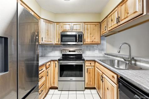 9762 W Cornell Place Lakewood CO 80227