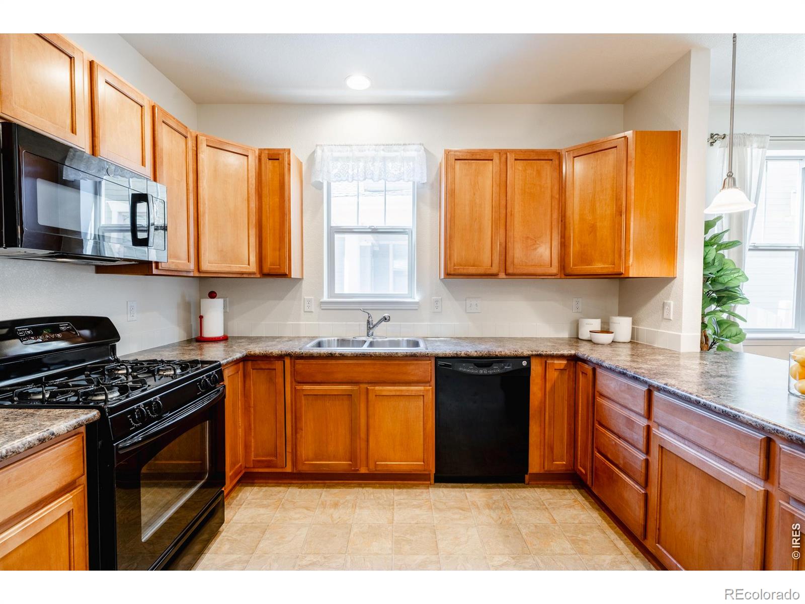 1422 Haystack Way Lafayette CO 80026