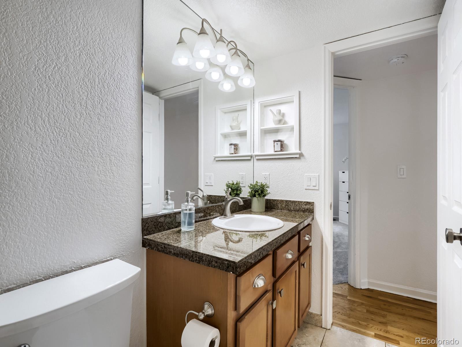 2199 S Scranton Way Aurora CO 80014