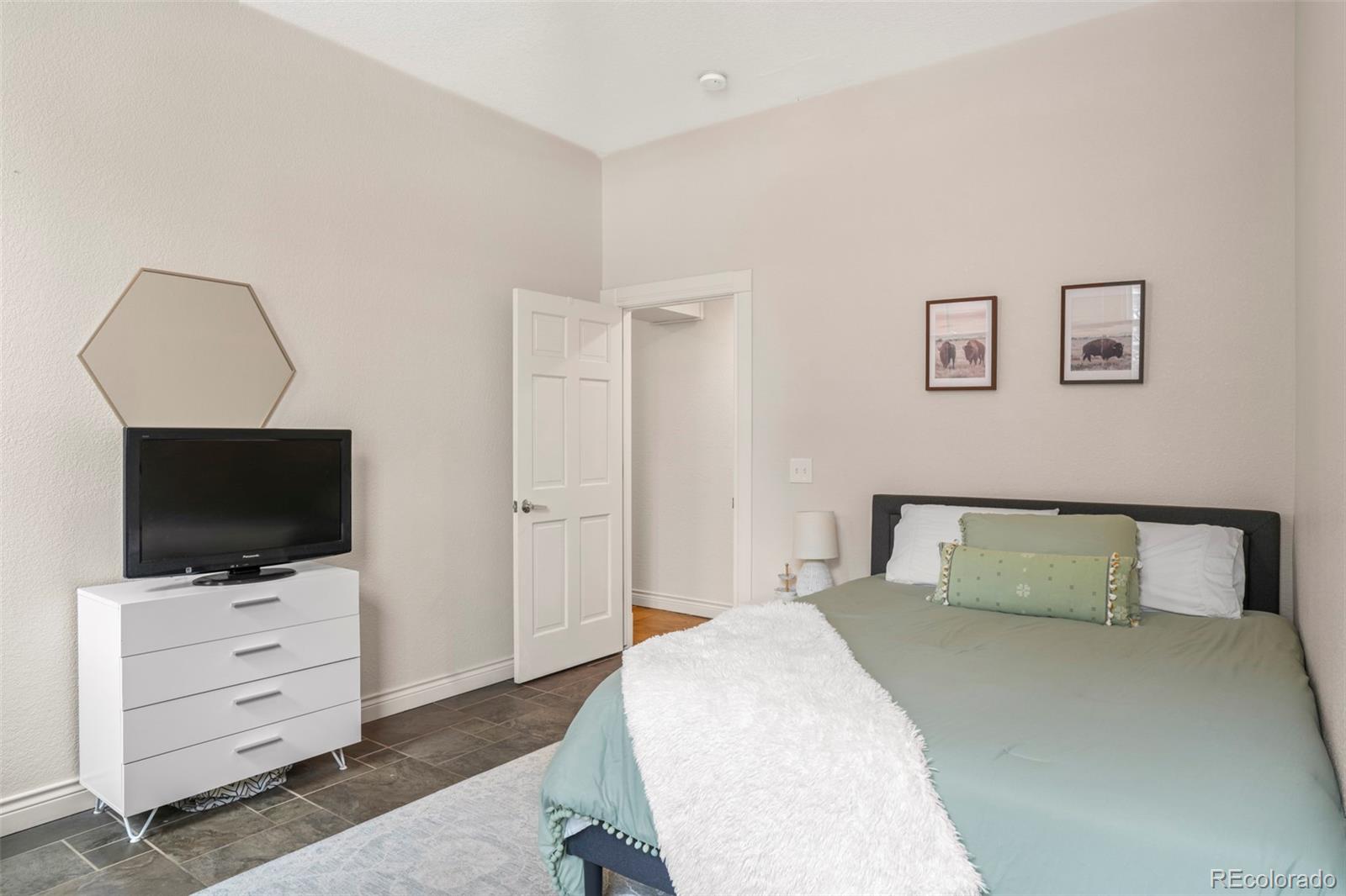 3249 W Fairview Place Denver CO 80211