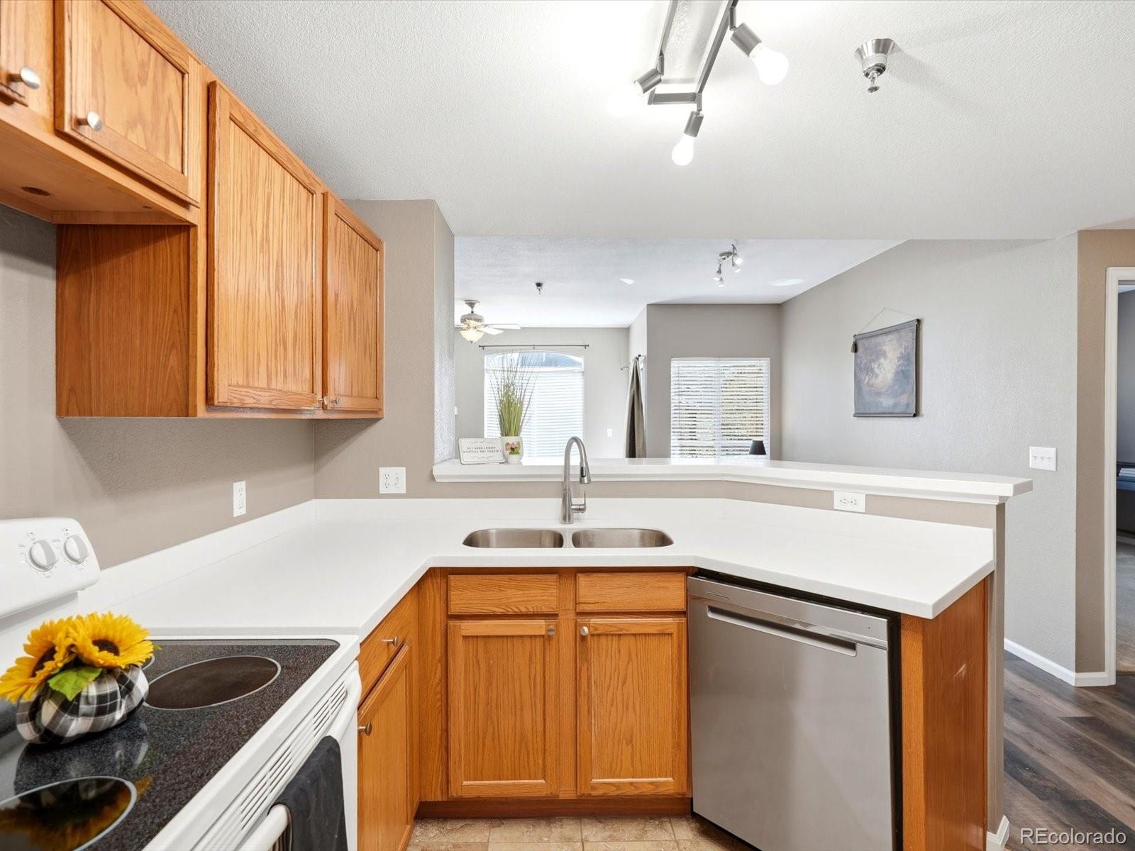 2575 S Syracuse Way Denver CO 80231