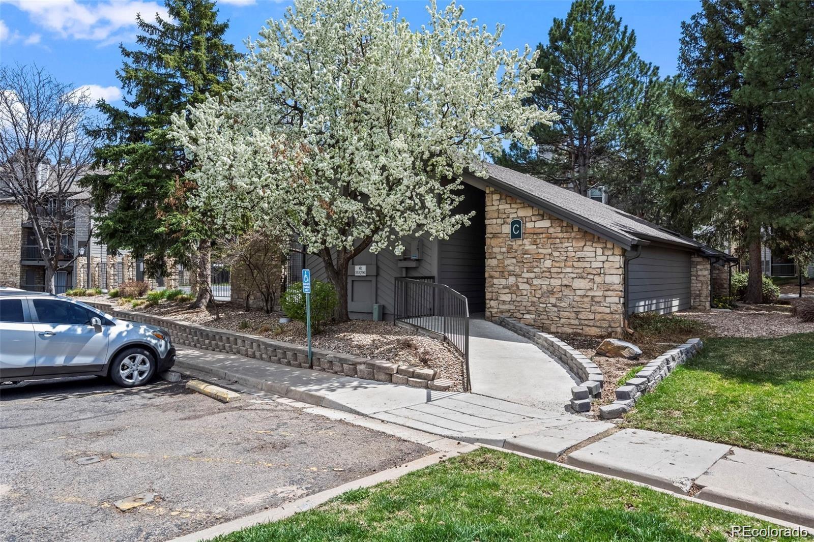 2575 S Syracuse Way Denver CO 80231