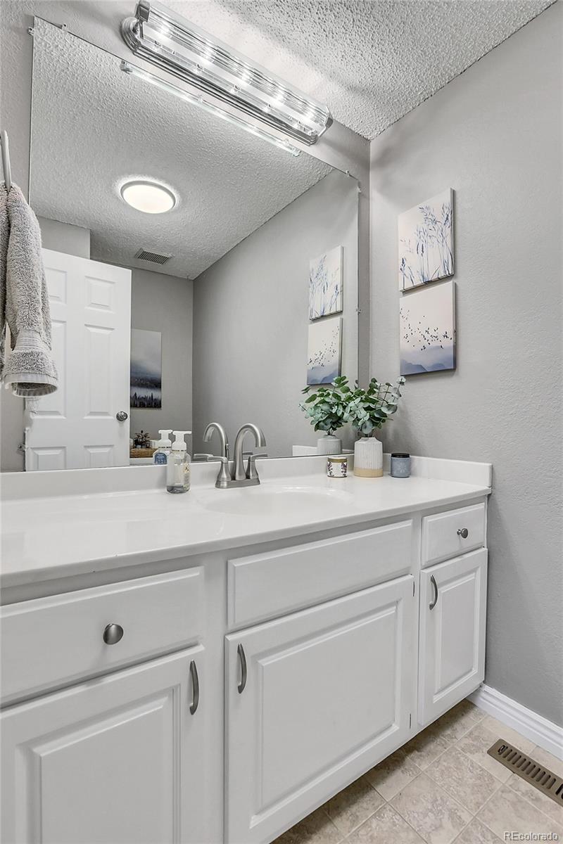 11570 W 70th Place Arvada CO 80004