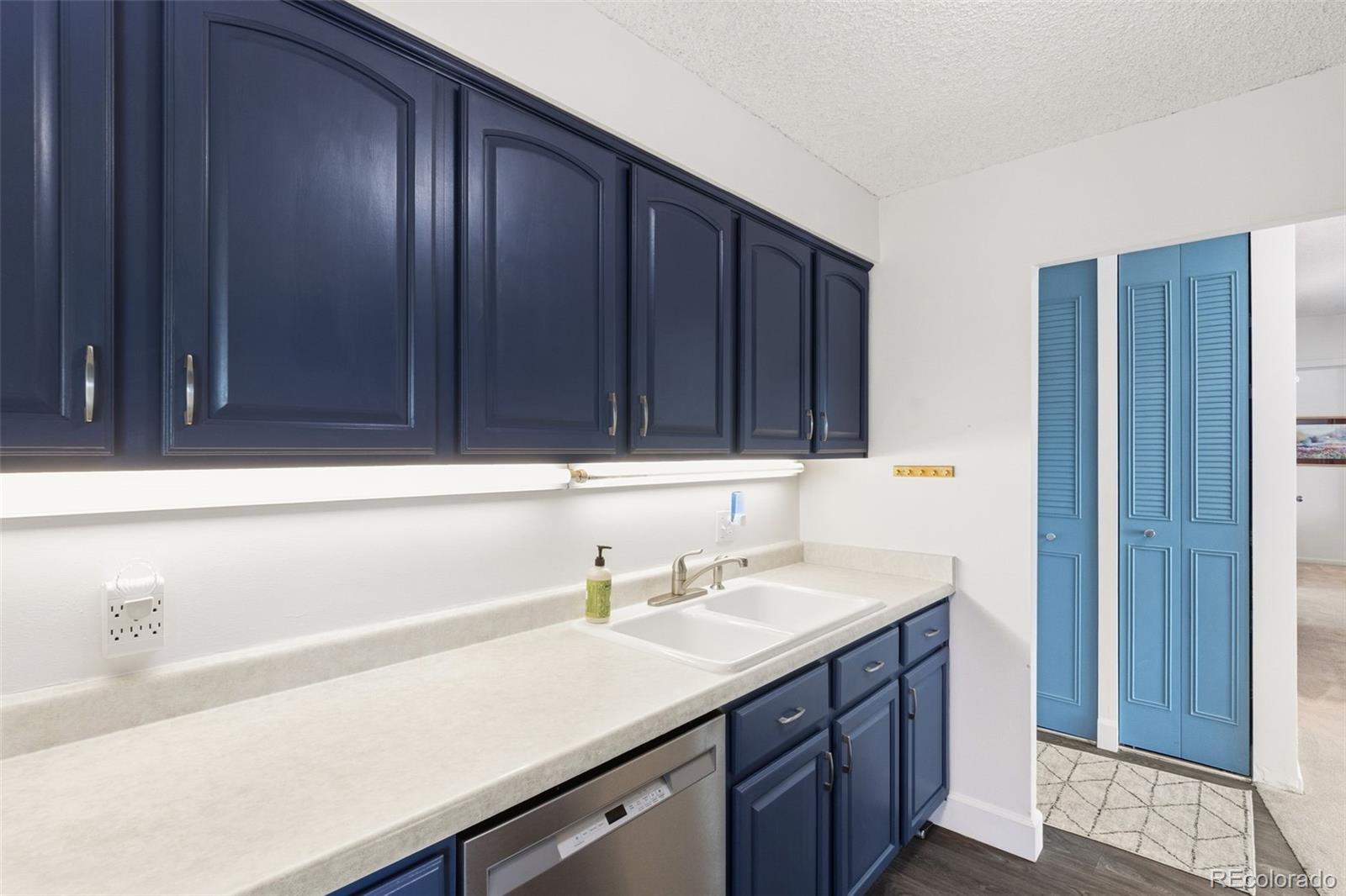 411 Lakewood Circle Colorado Springs CO 80910