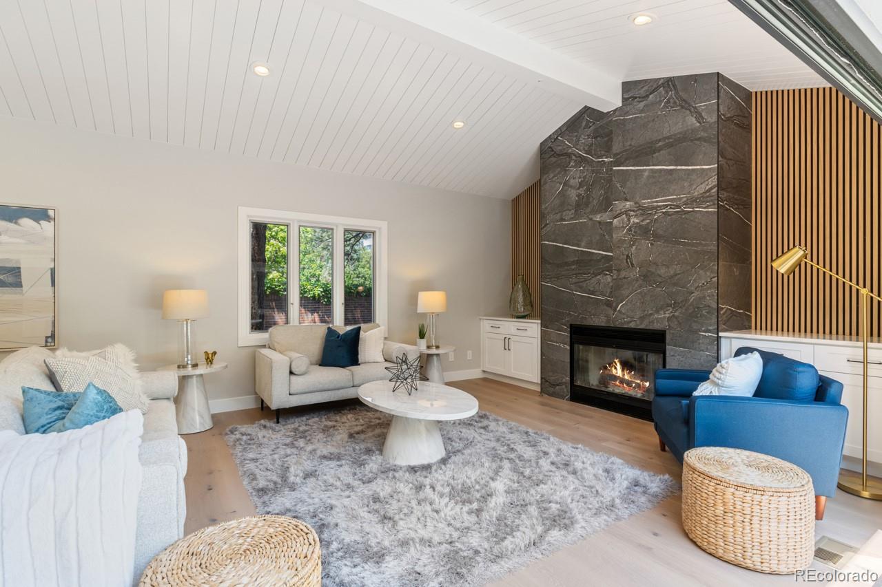 Denver CO, 2552 E Alameda Avenue, Unit 92