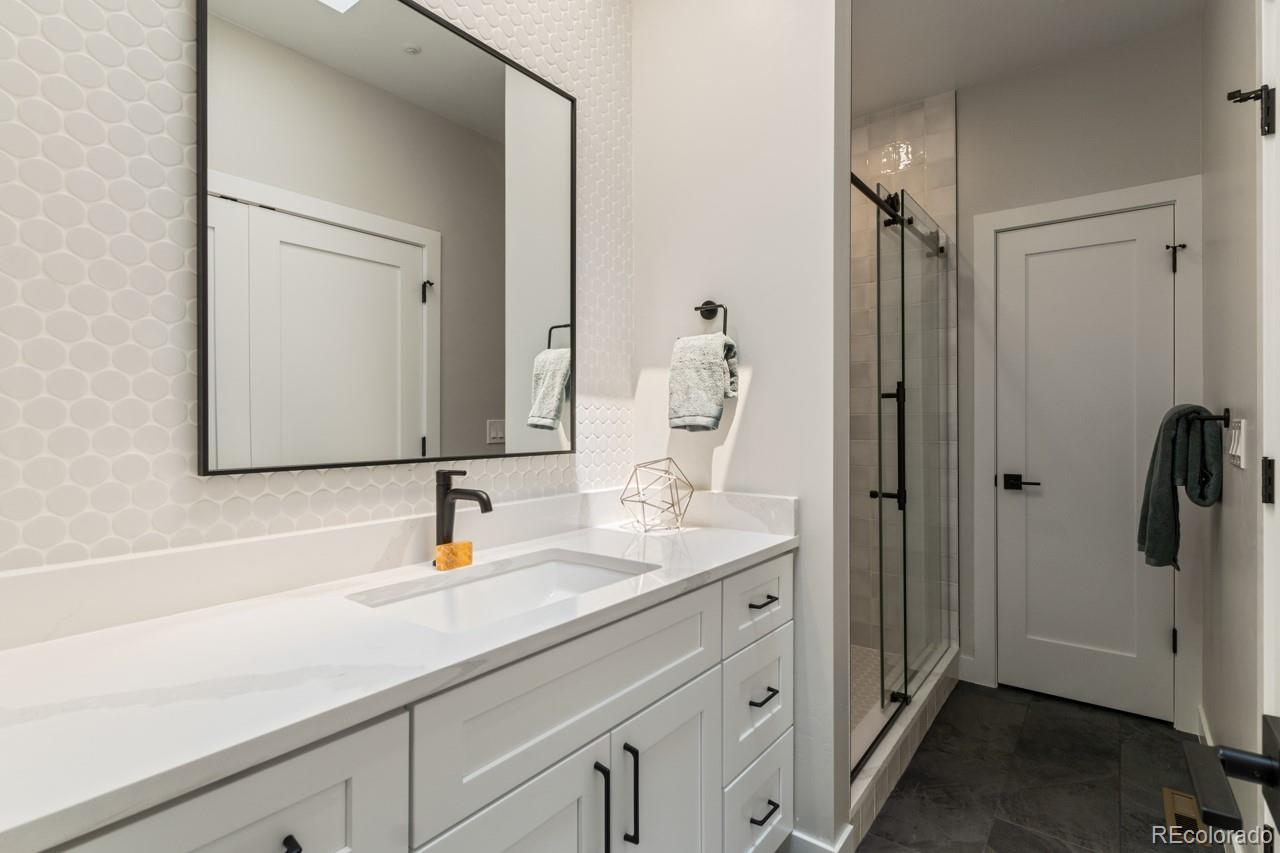 2552 E Alameda Avenue Denver CO 80209