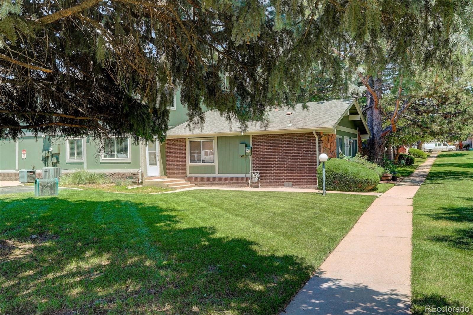 1204 S Uvalda Street Aurora CO 80012