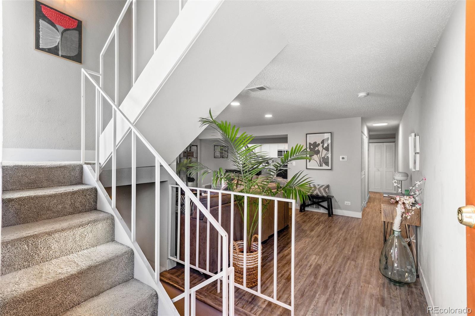 2895 S Locust Street Denver CO 80222