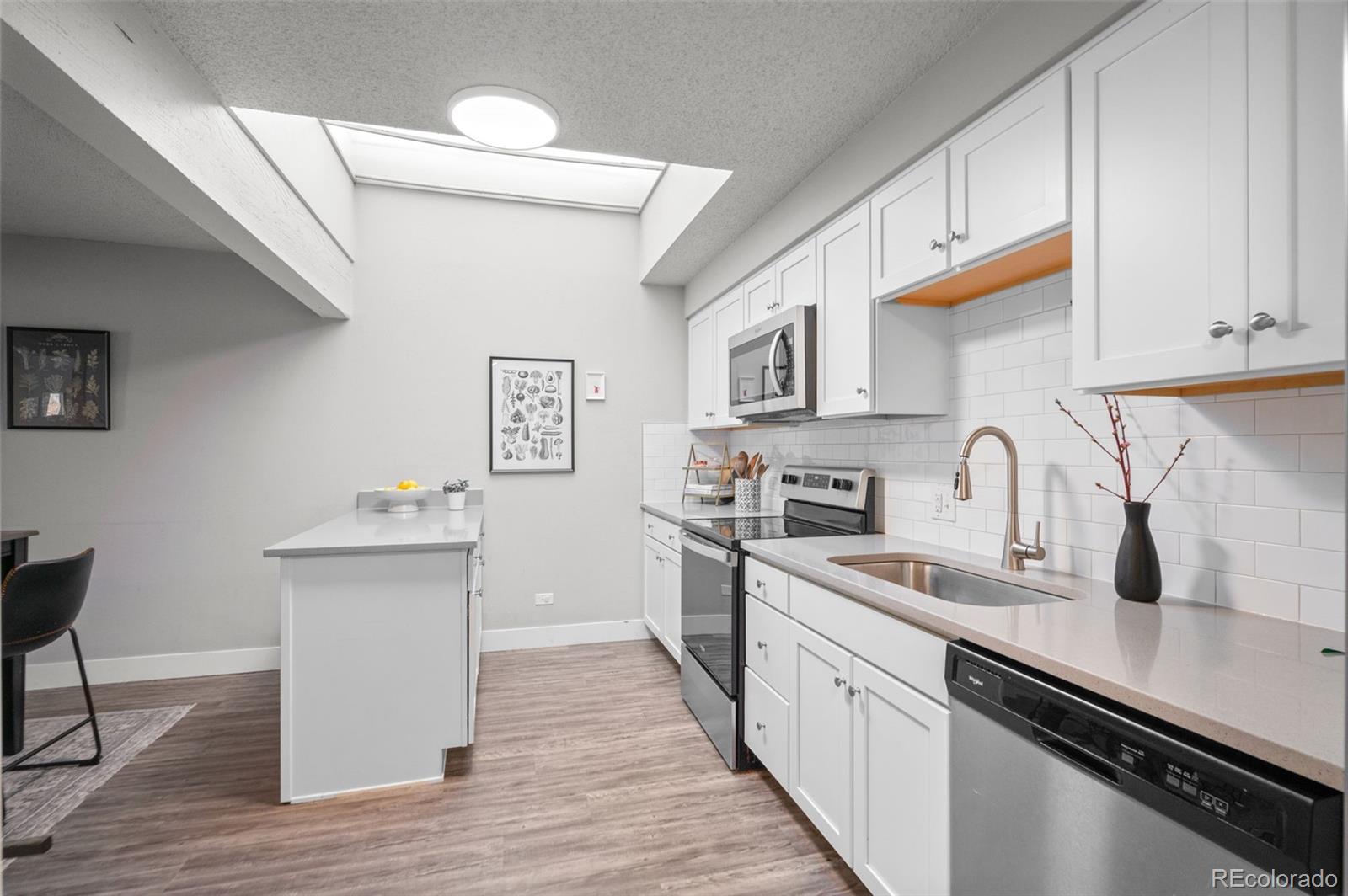 2895 S Locust Street Denver CO 80222