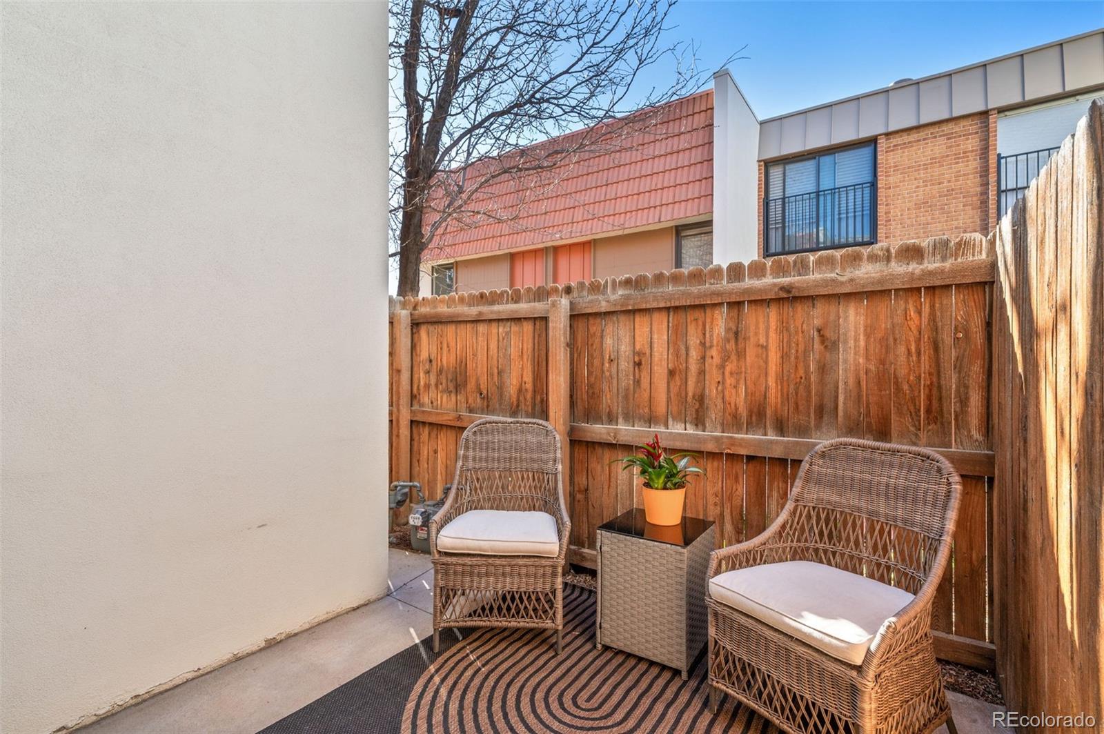 2895 S Locust Street Denver CO 80222