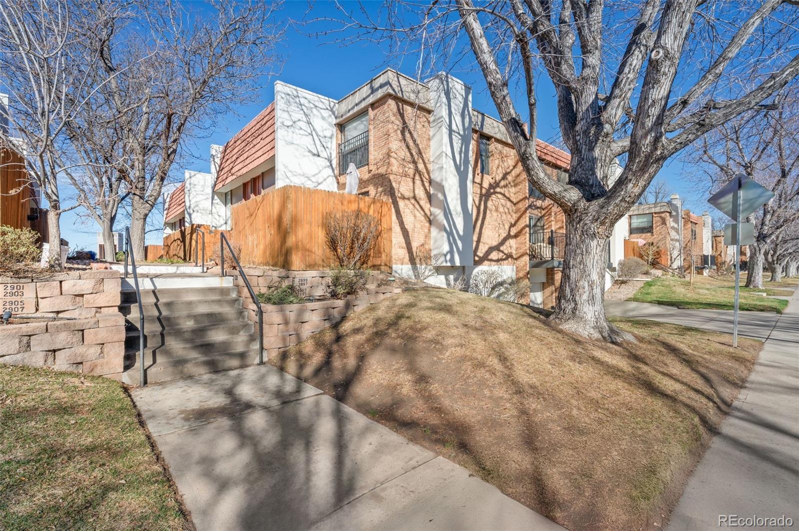 2895 S Locust Street Denver CO 80222