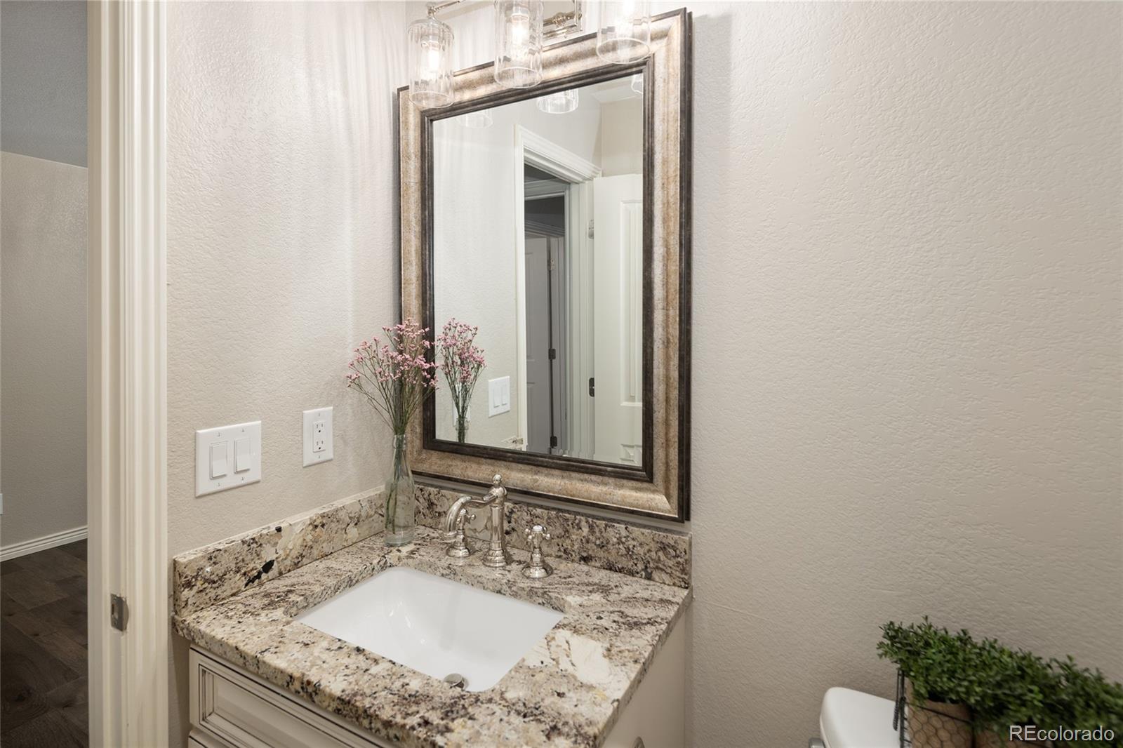 3368 S Oneida Way Denver CO 80224