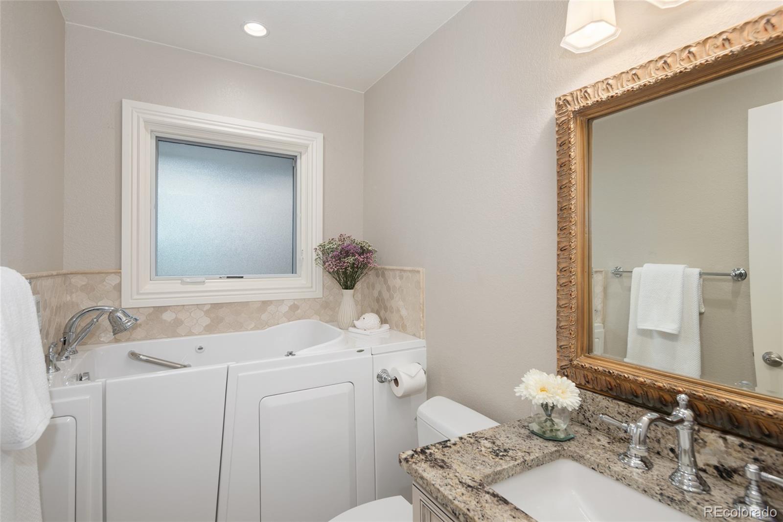 3368 S Oneida Way Denver CO 80224