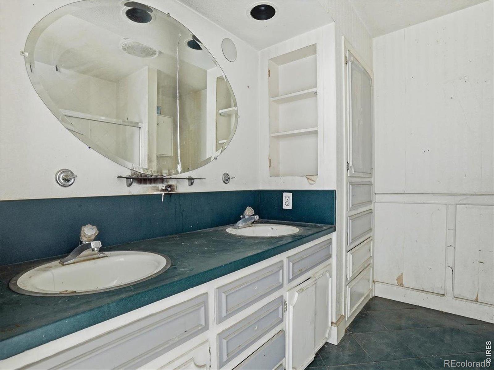 335 E 11th Street Loveland CO 80537