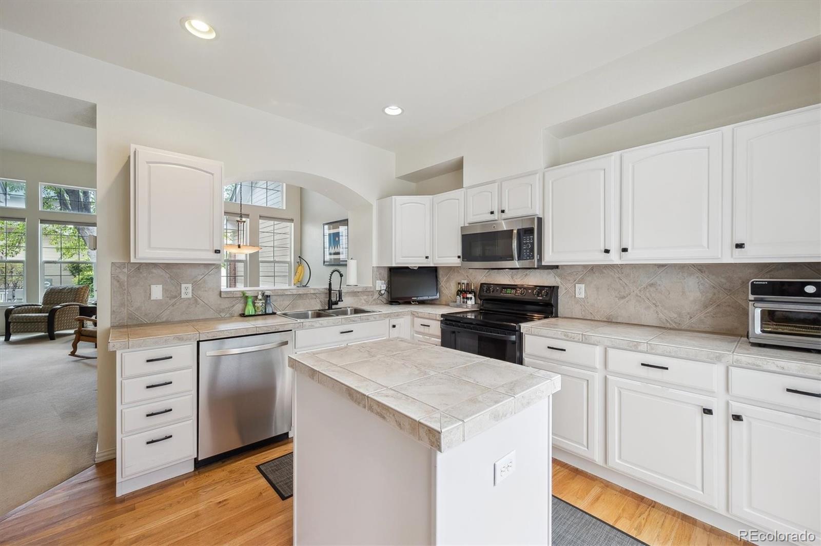 604 S Yarrow Street Lakewood CO 80226