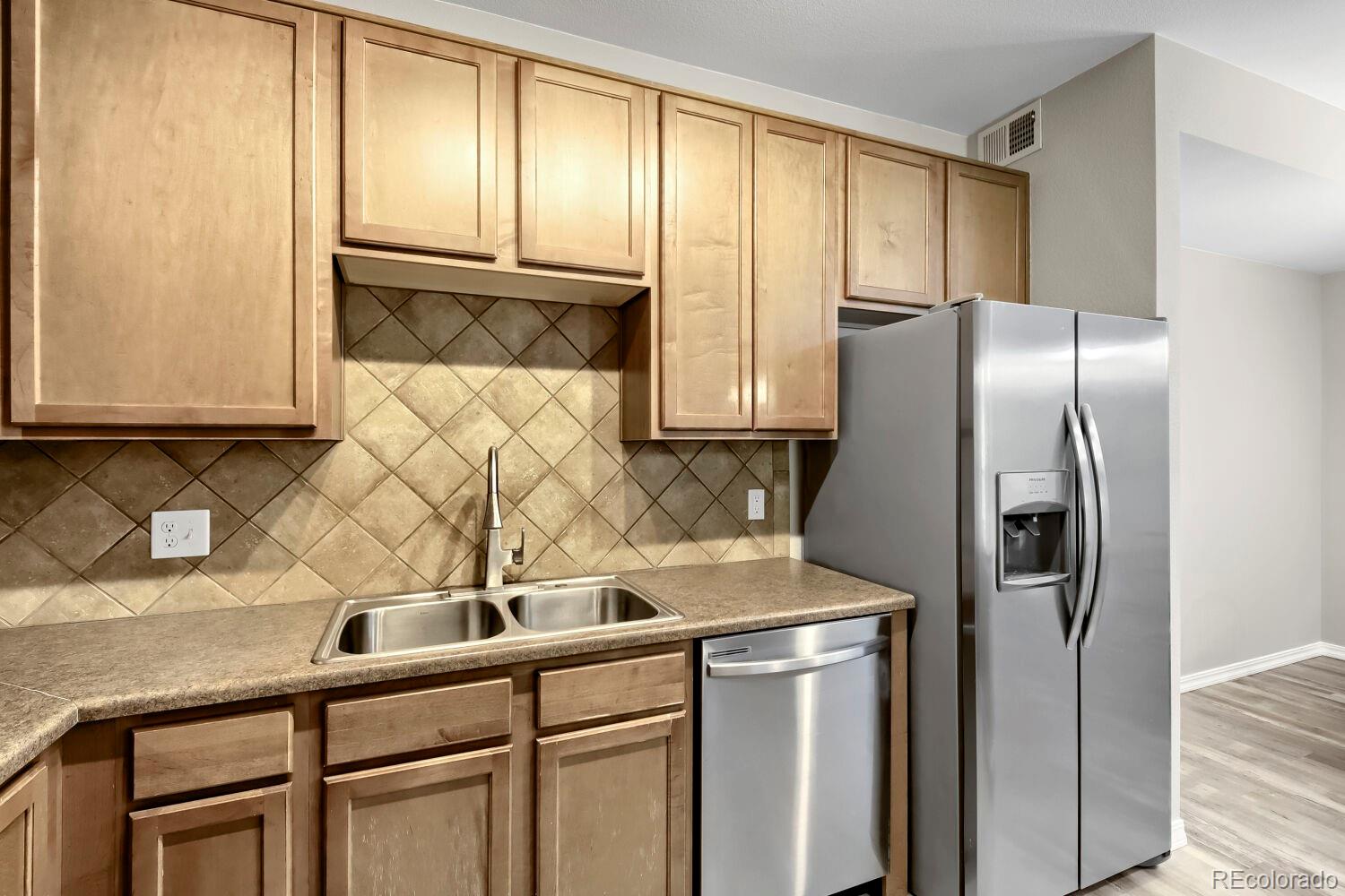 804 Summer Hawk Drive Longmont CO 80504