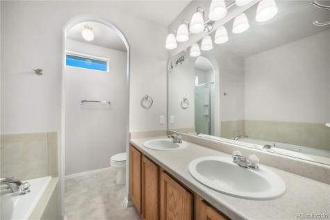 812 Hailey Glenn View Colorado Springs CO 80916