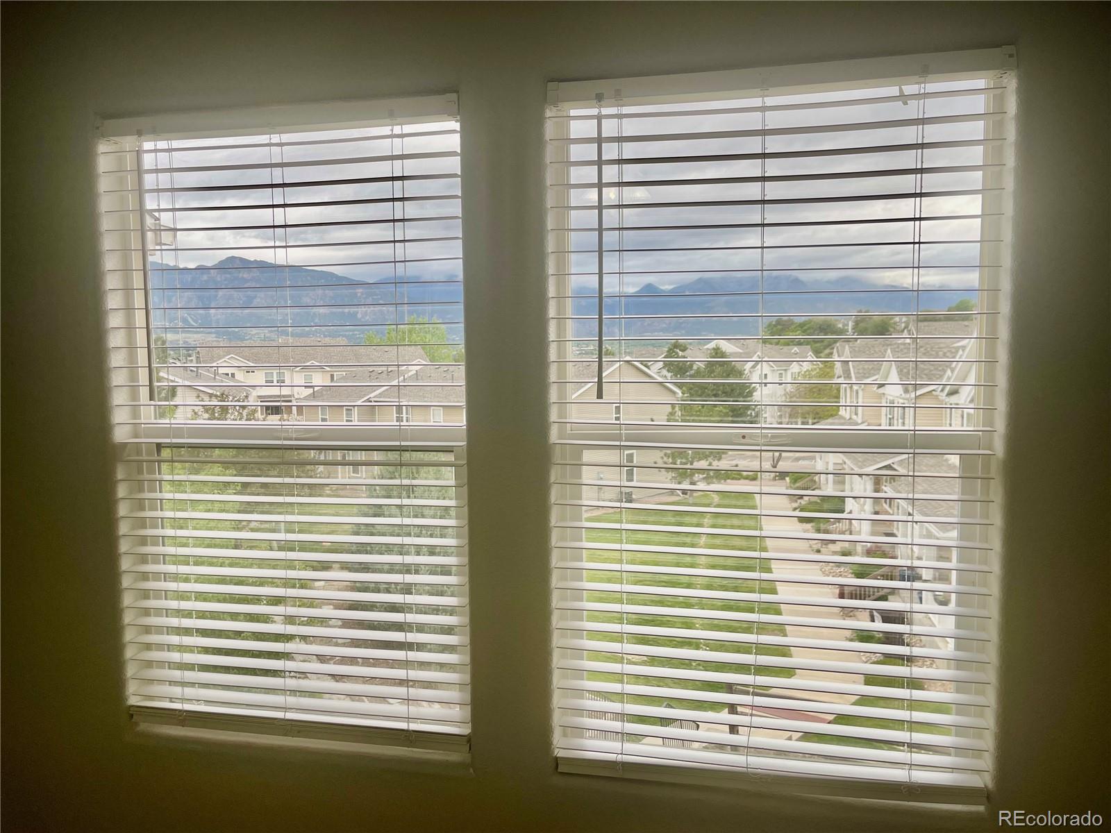 2146 Creekridge Point Colorado Springs CO 80910