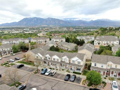 2146 Creekridge Point Colorado Springs CO 80910