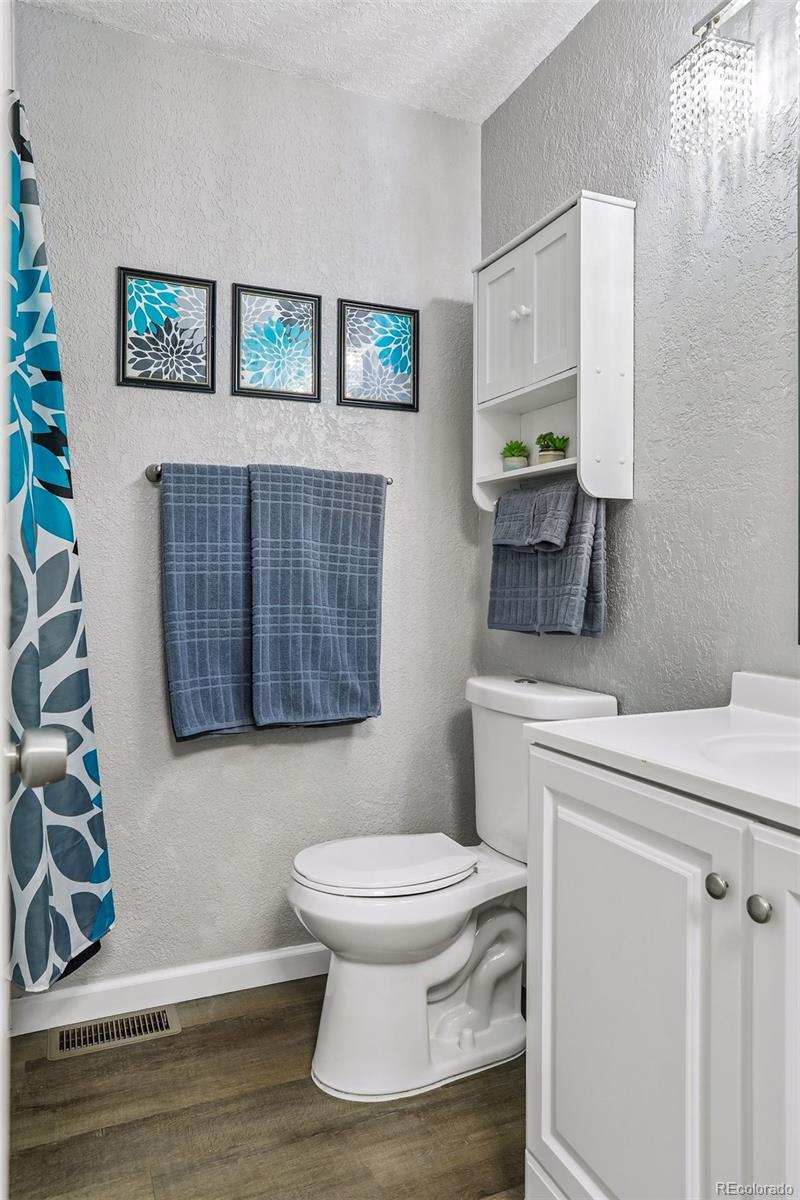 17698 E Loyola Drive Aurora CO 80013