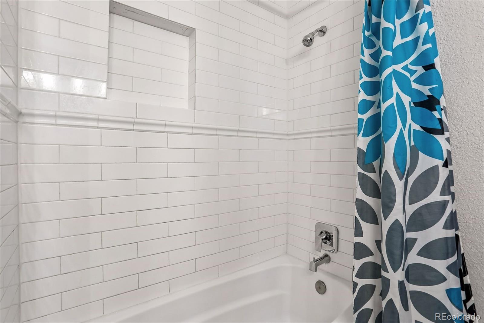 17698 E Loyola Drive Aurora CO 80013