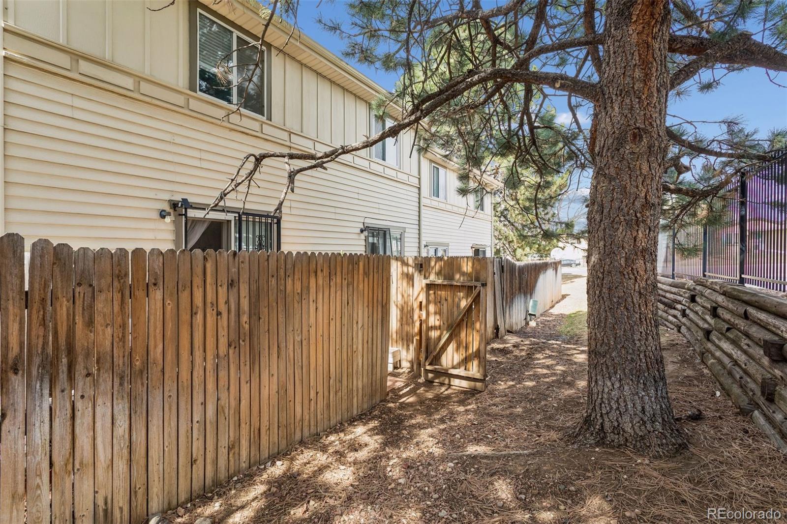 17698 E Loyola Drive Aurora CO 80013