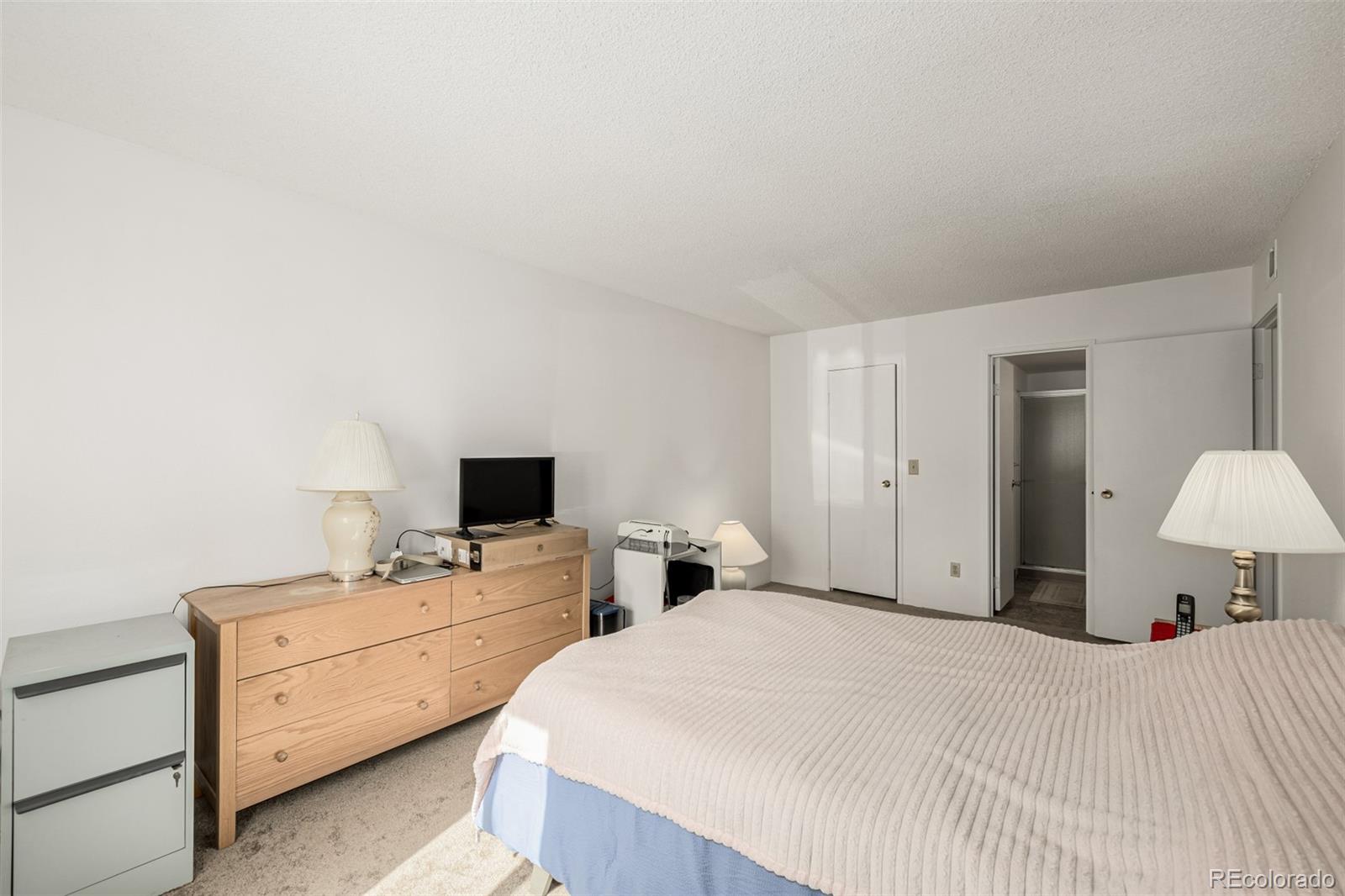 8335 Fairmount Drive Denver CO 80247