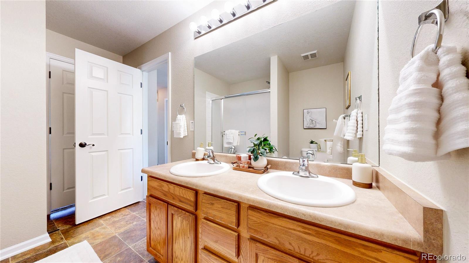 12734 Jasmine Street Thornton CO 80602