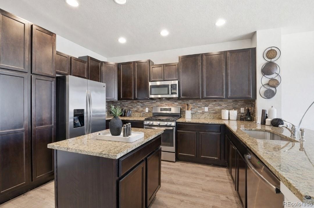 6783 Morrison Drive Denver CO 80221