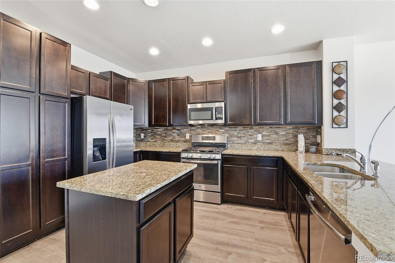6783 Morrison Drive Denver CO 80221