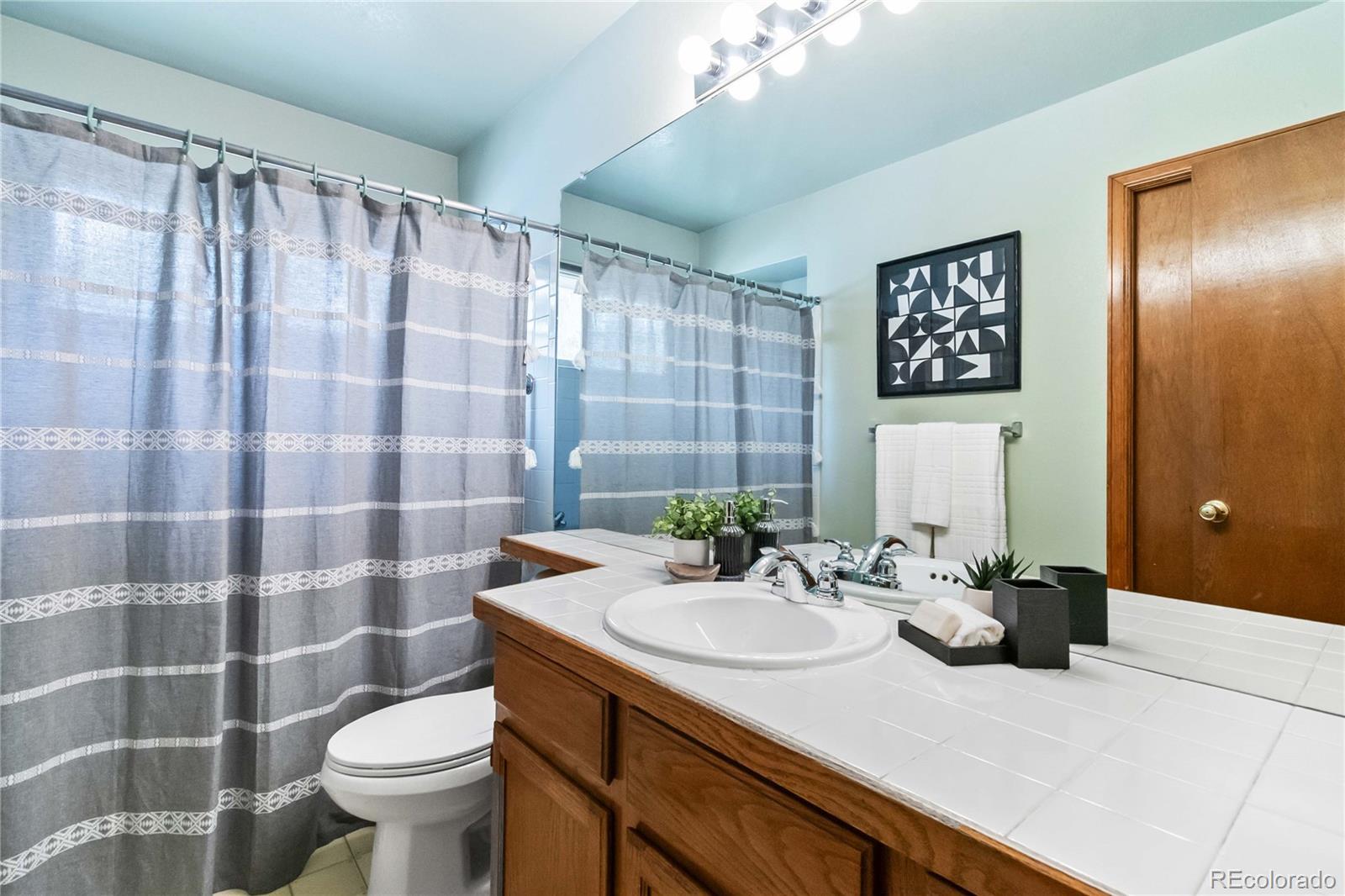 2136 S Scranton Way Aurora CO 80014