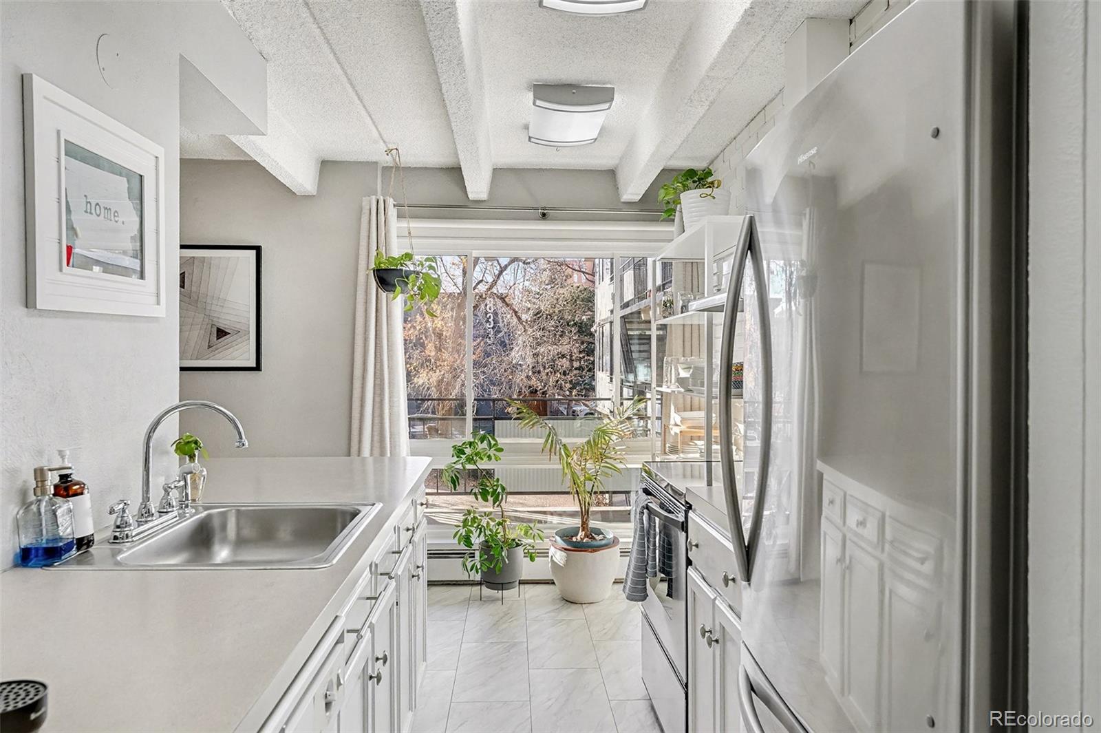 Denver CO, 836 Dexter Street, Unit 205