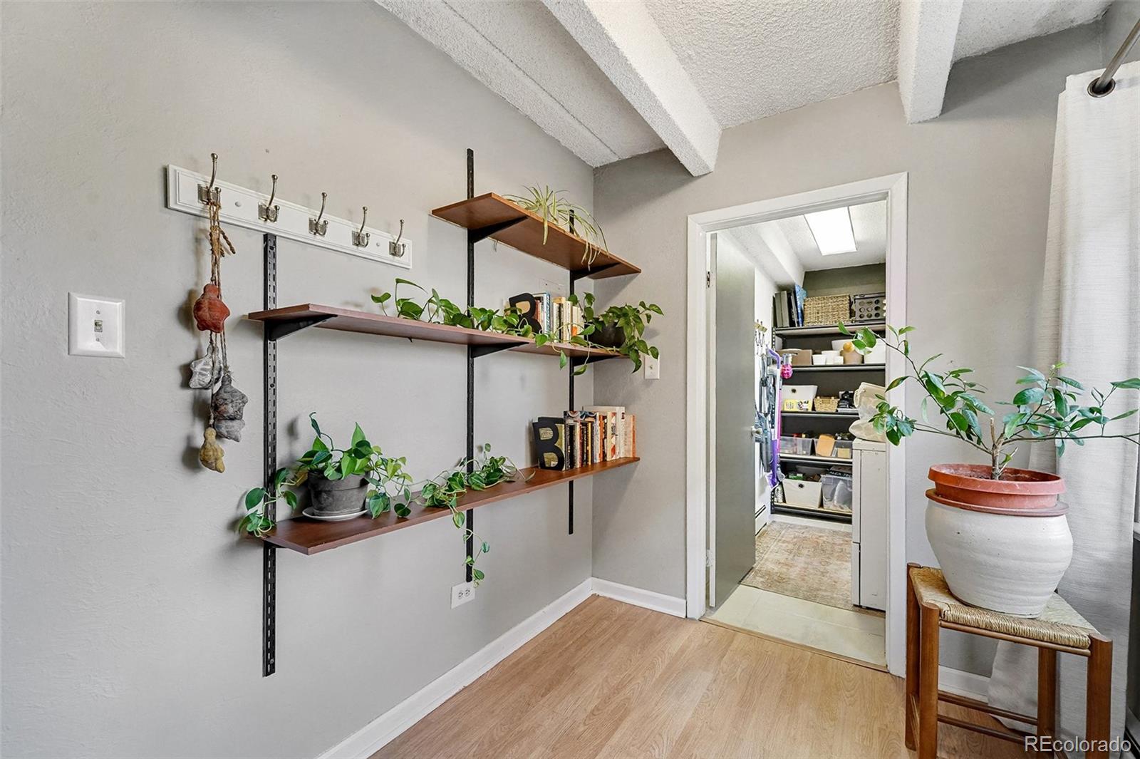 836 Dexter Street Denver CO 80220
