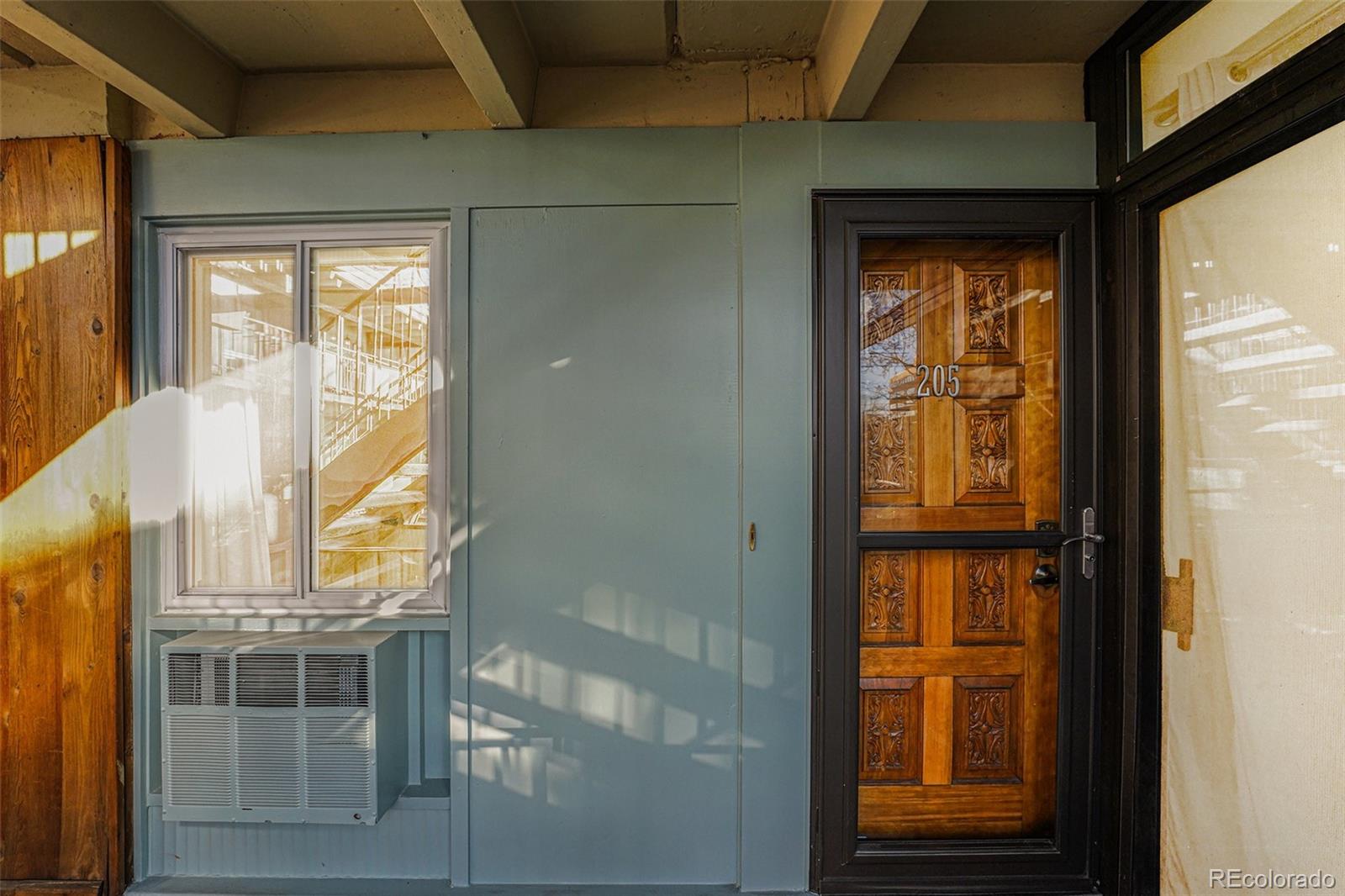 836 Dexter Street Denver CO 80220