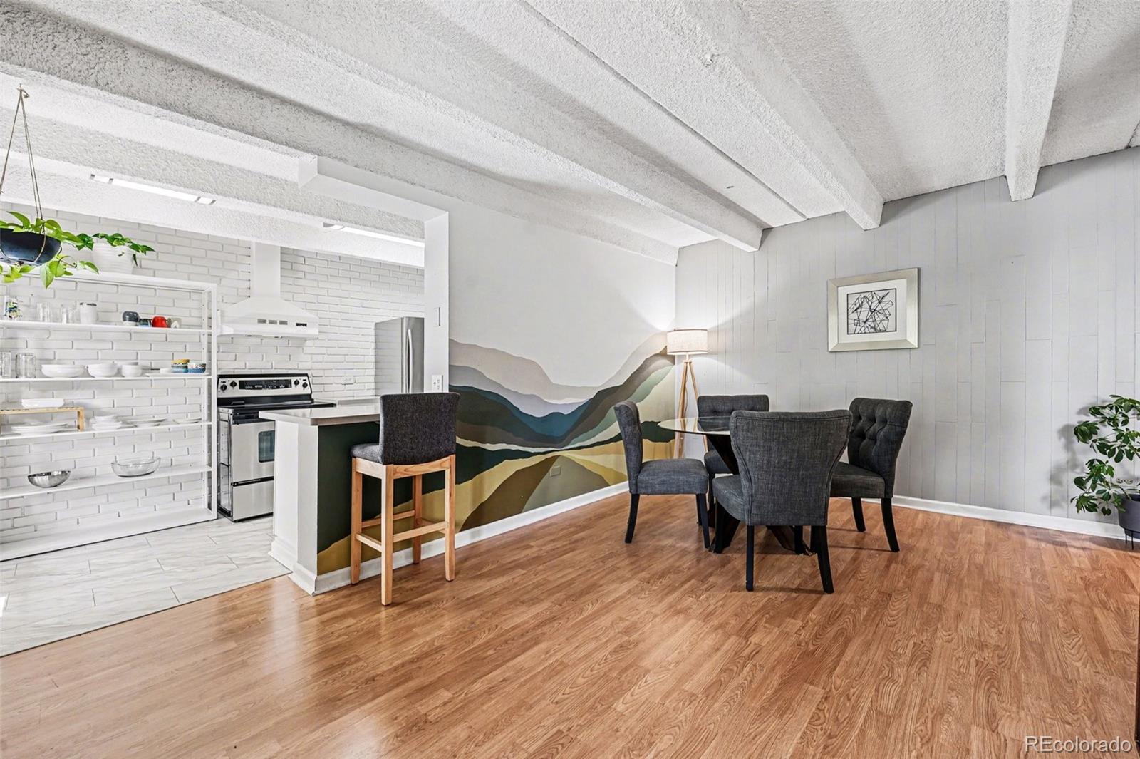 836 Dexter Street Denver CO 80220