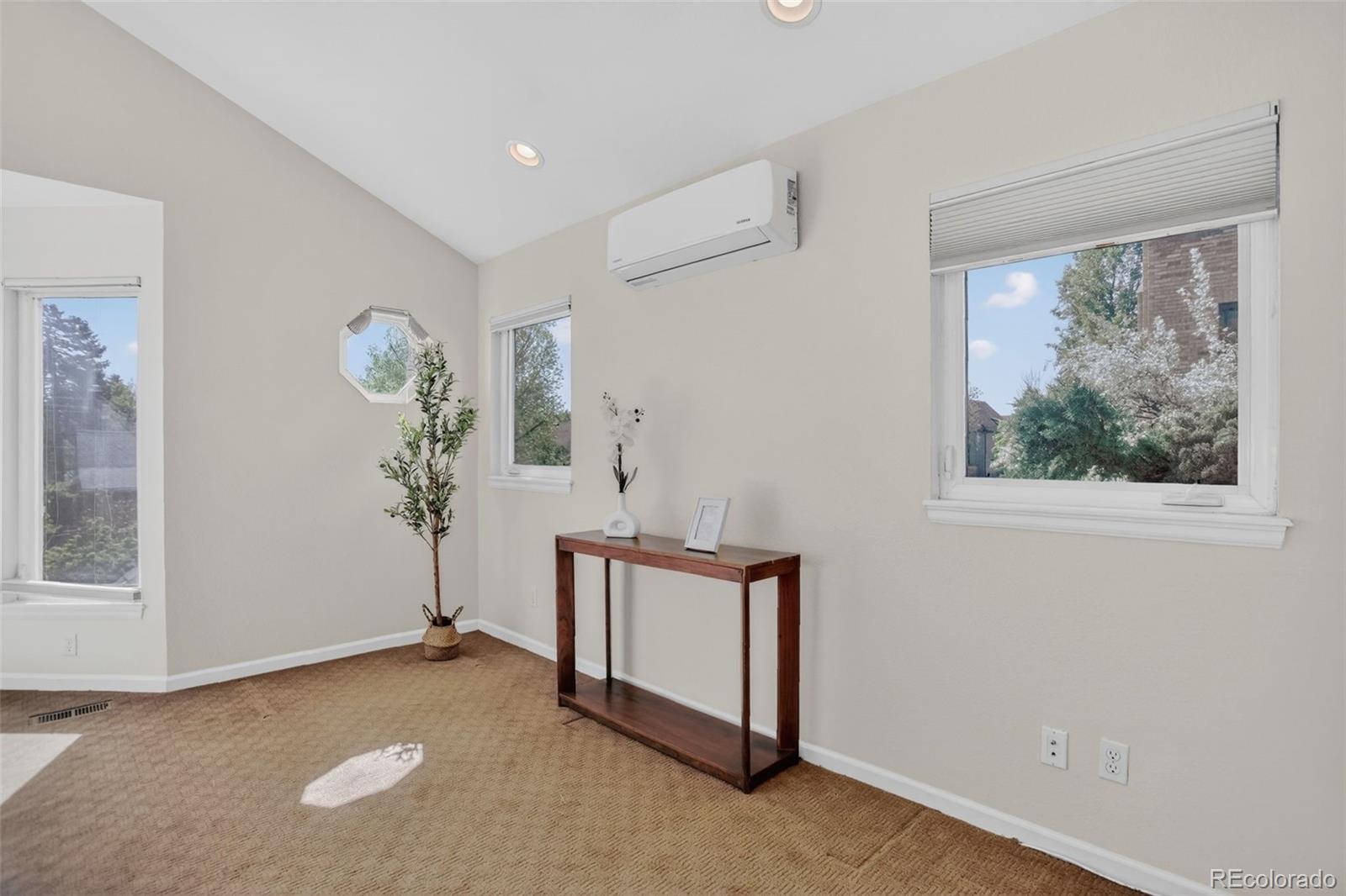 1123 N Elizabeth Street Denver CO 80206