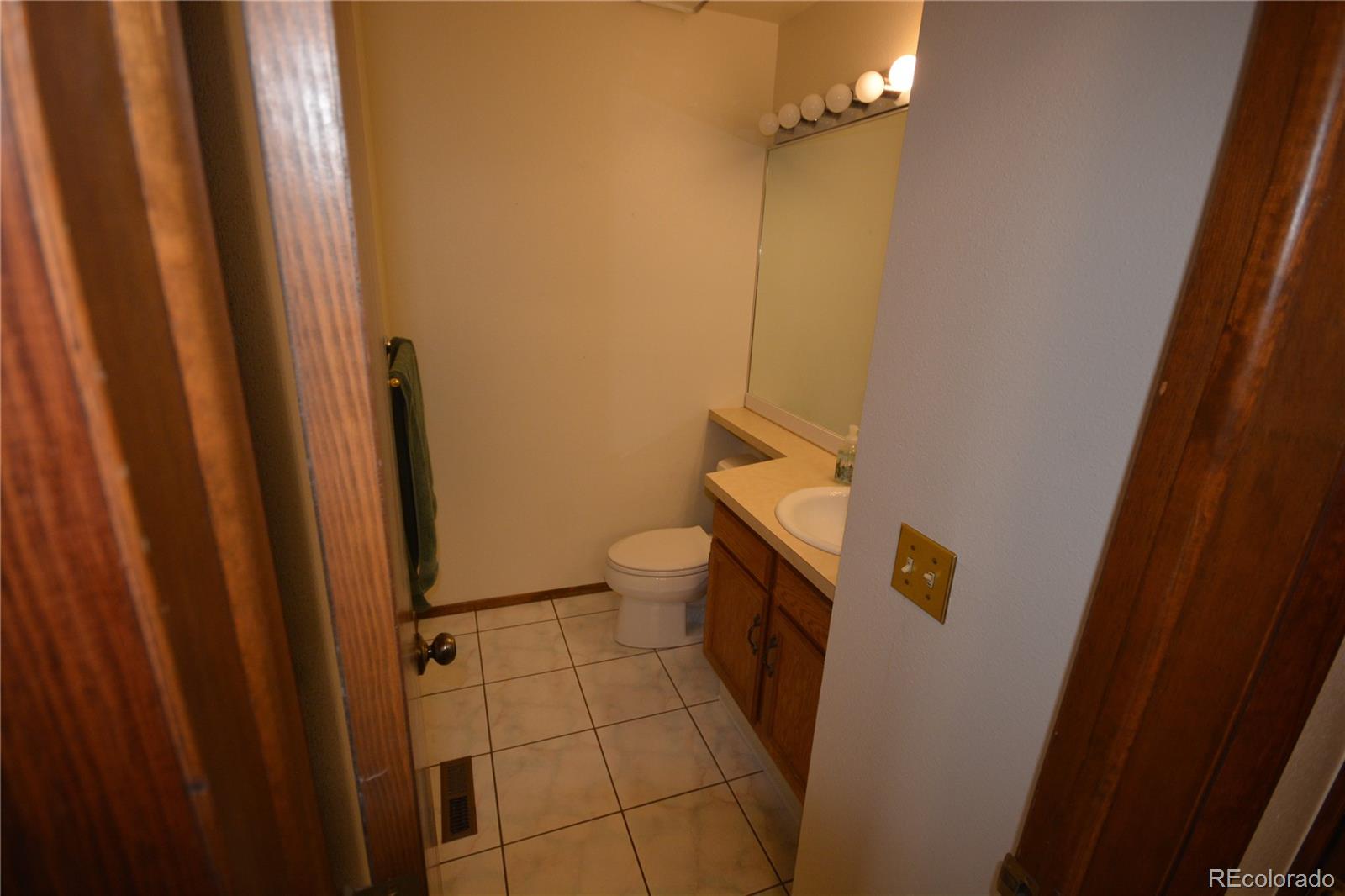 2880 W Long Circle Littleton CO 80120