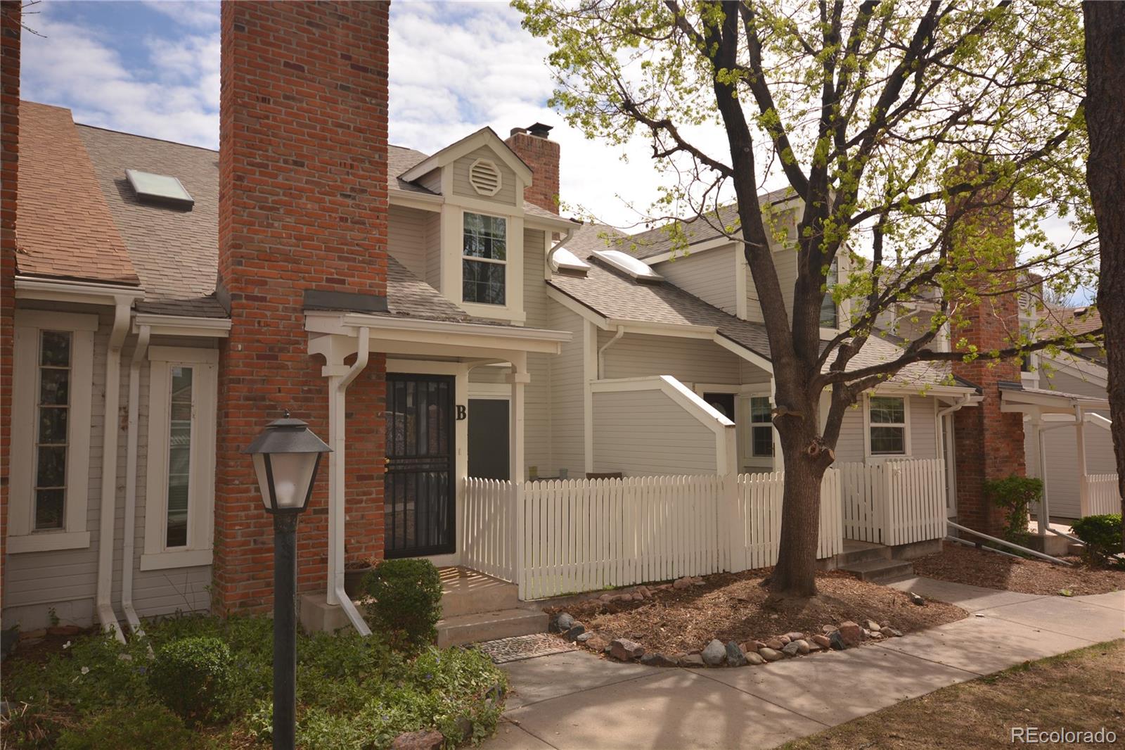 2880 W Long Circle Littleton CO 80120