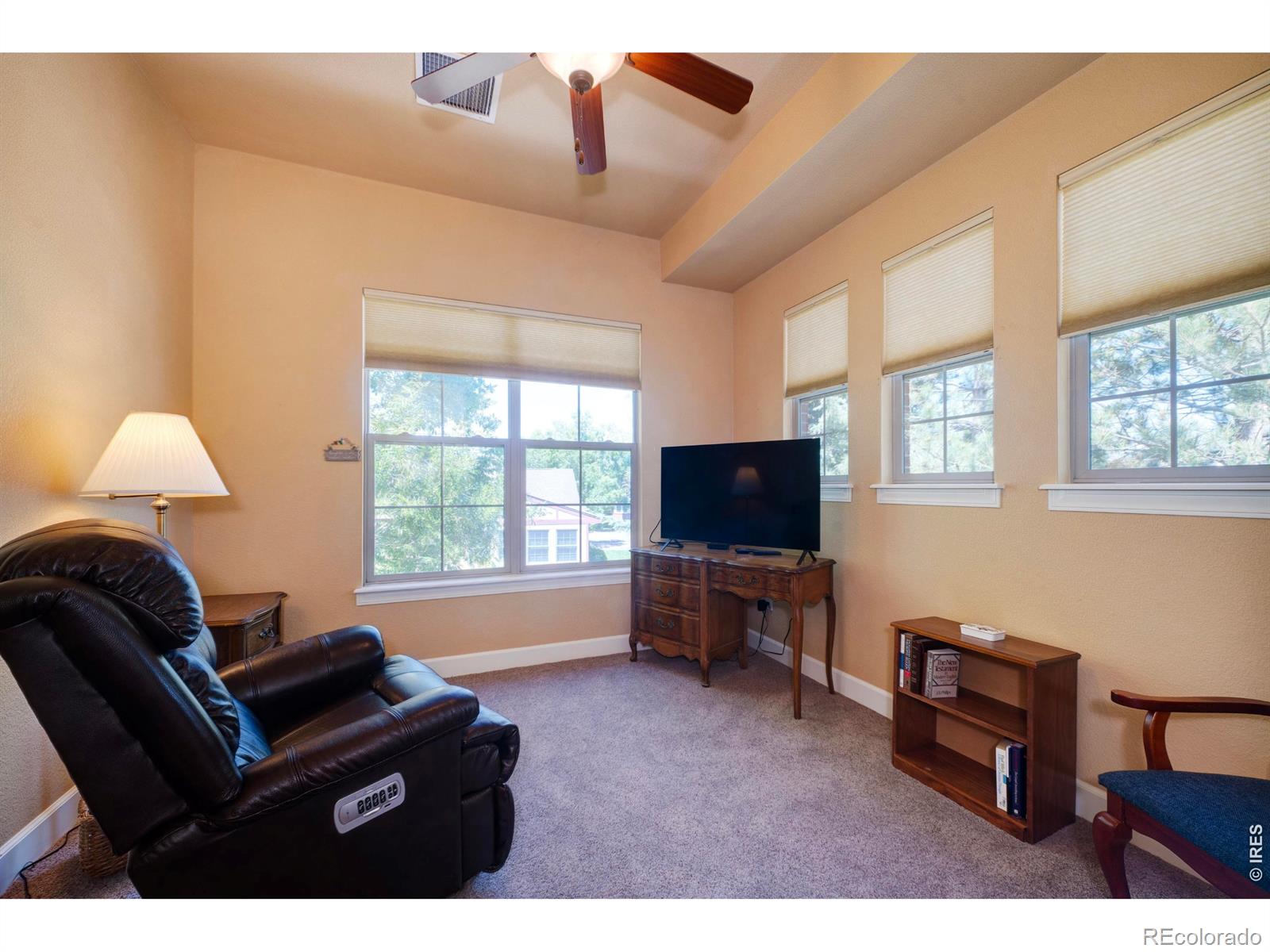 1379 Charles Drive Longmont CO 80503