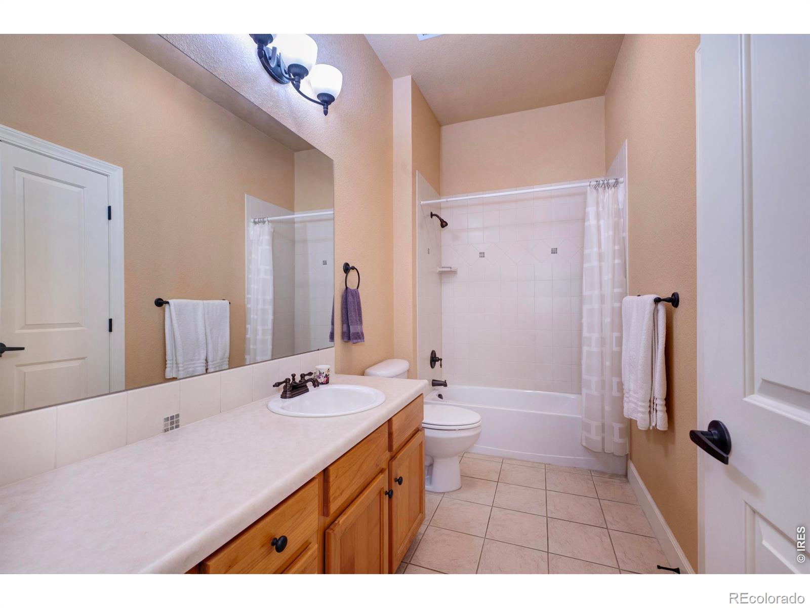 1379 Charles Drive Longmont CO 80503