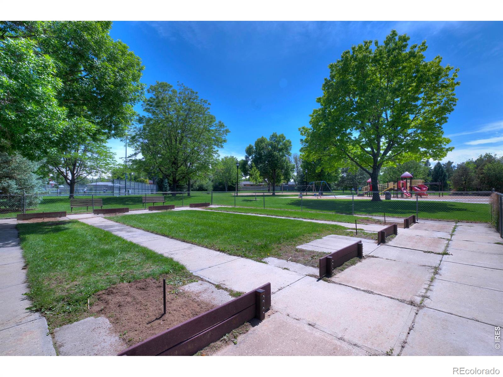 1379 Charles Drive Longmont CO 80503