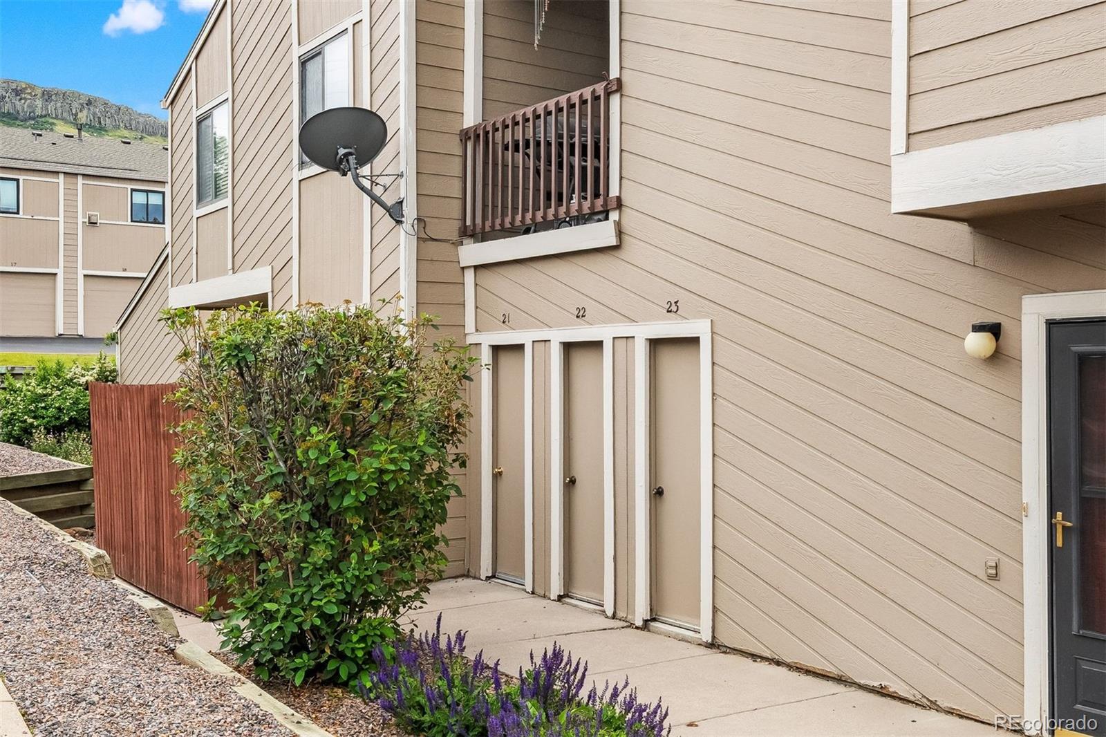 18284 W 58th Place Golden CO 80403
