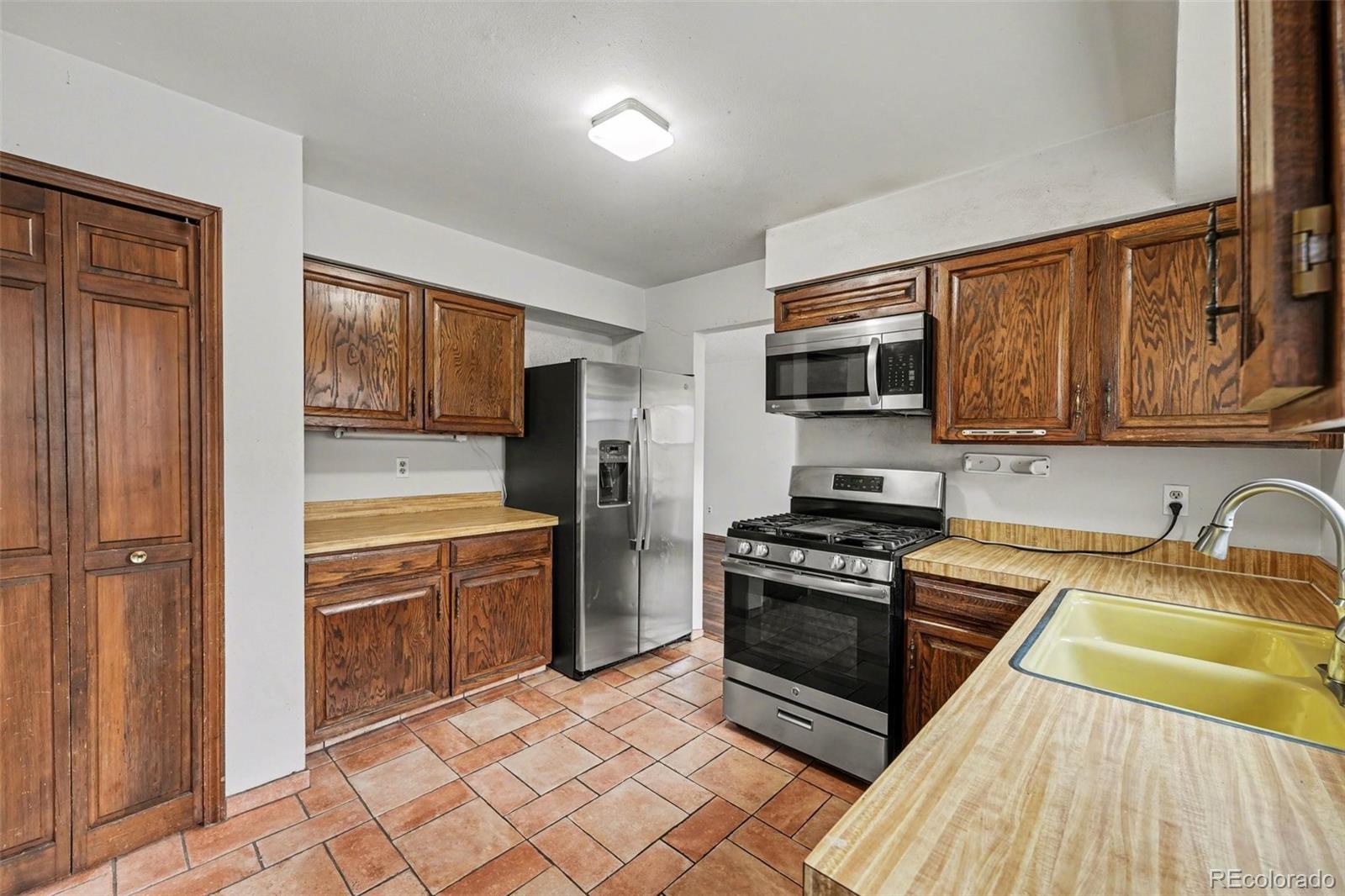 2594 E Geddes Avenue Centennial CO 80122