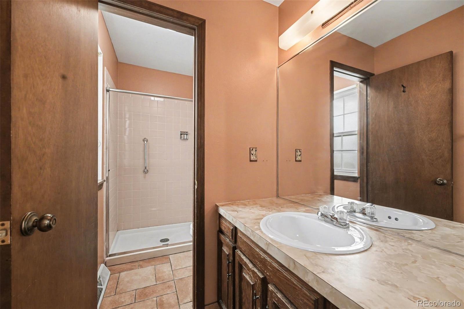 2594 E Geddes Avenue Centennial CO 80122