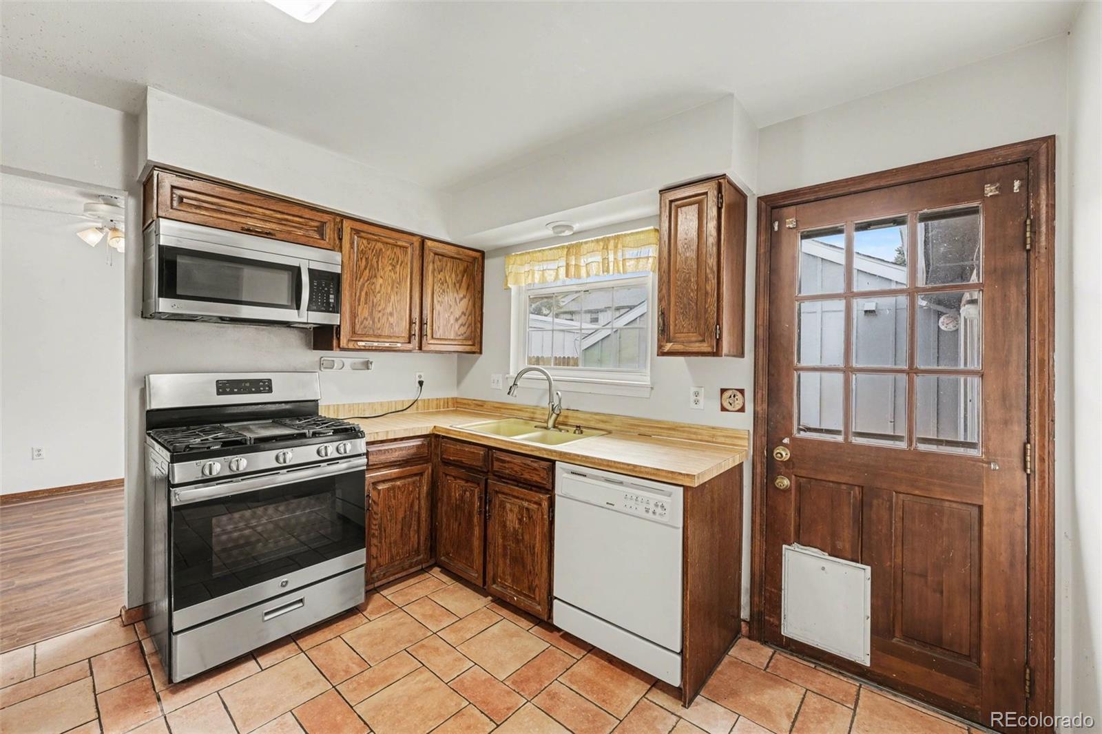 2594 E Geddes Avenue Centennial CO 80122