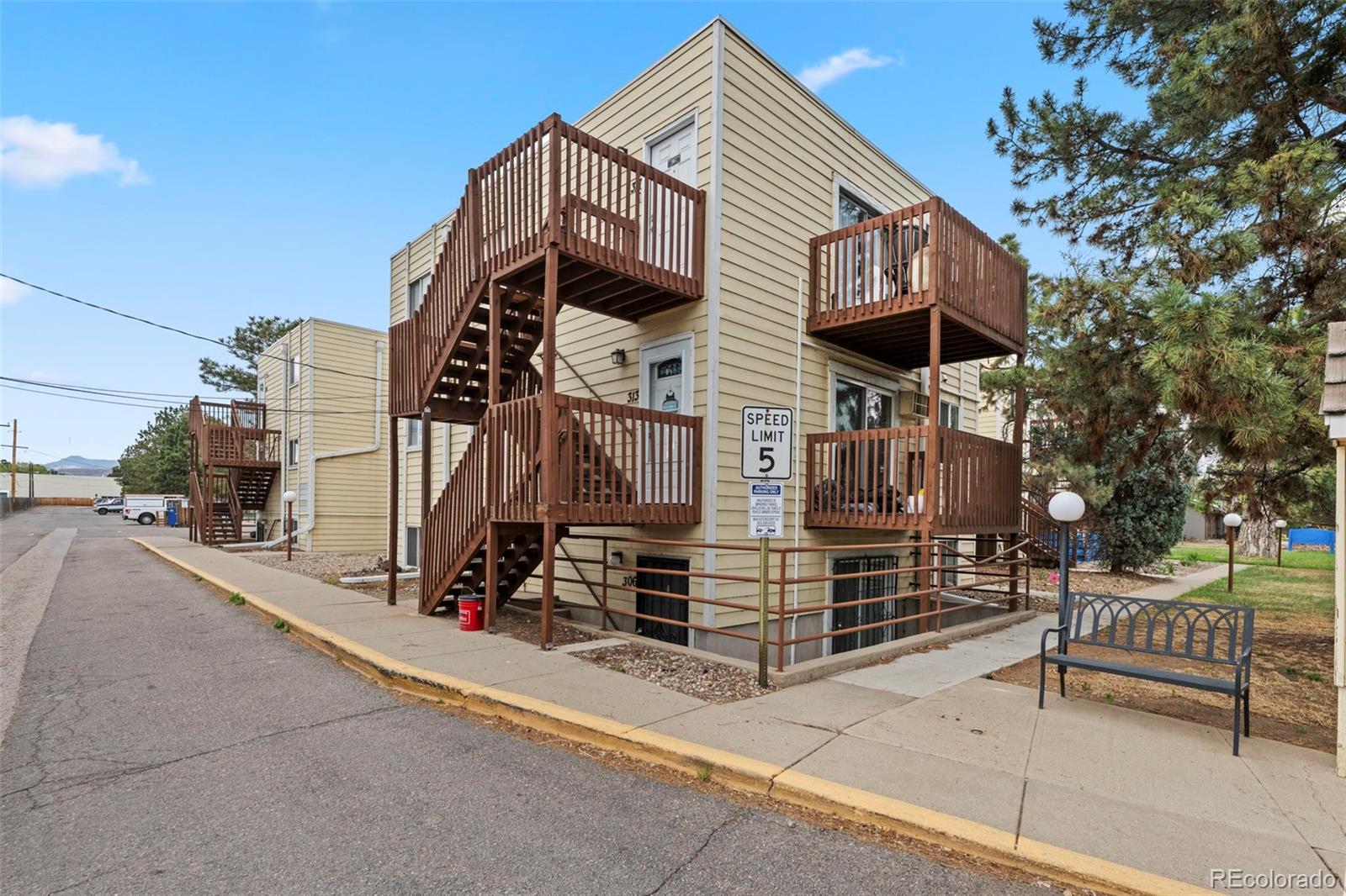 9240 W 49th Avenue Wheat Ridge CO 80033