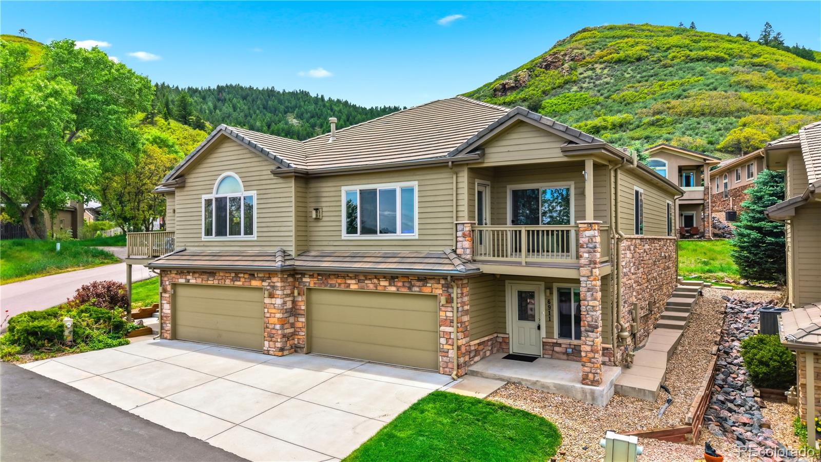 6911 Buckskin Drive Littleton CO 80125