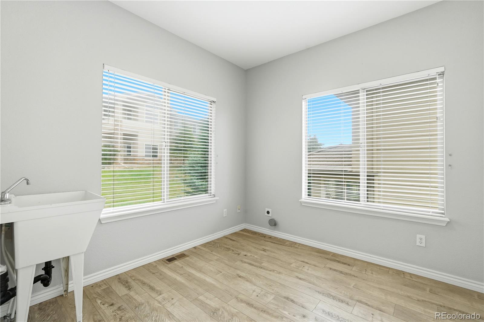 6911 Buckskin Drive Littleton CO 80125