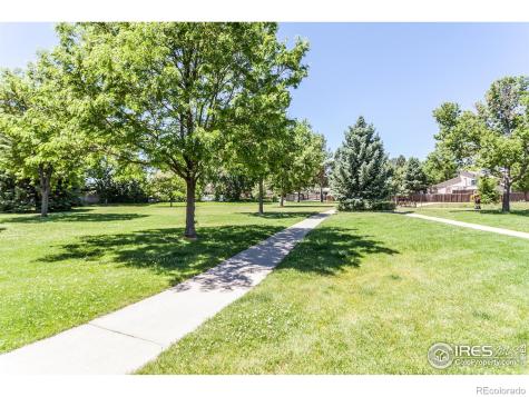 1379 Charles Drive Longmont CO 80503
