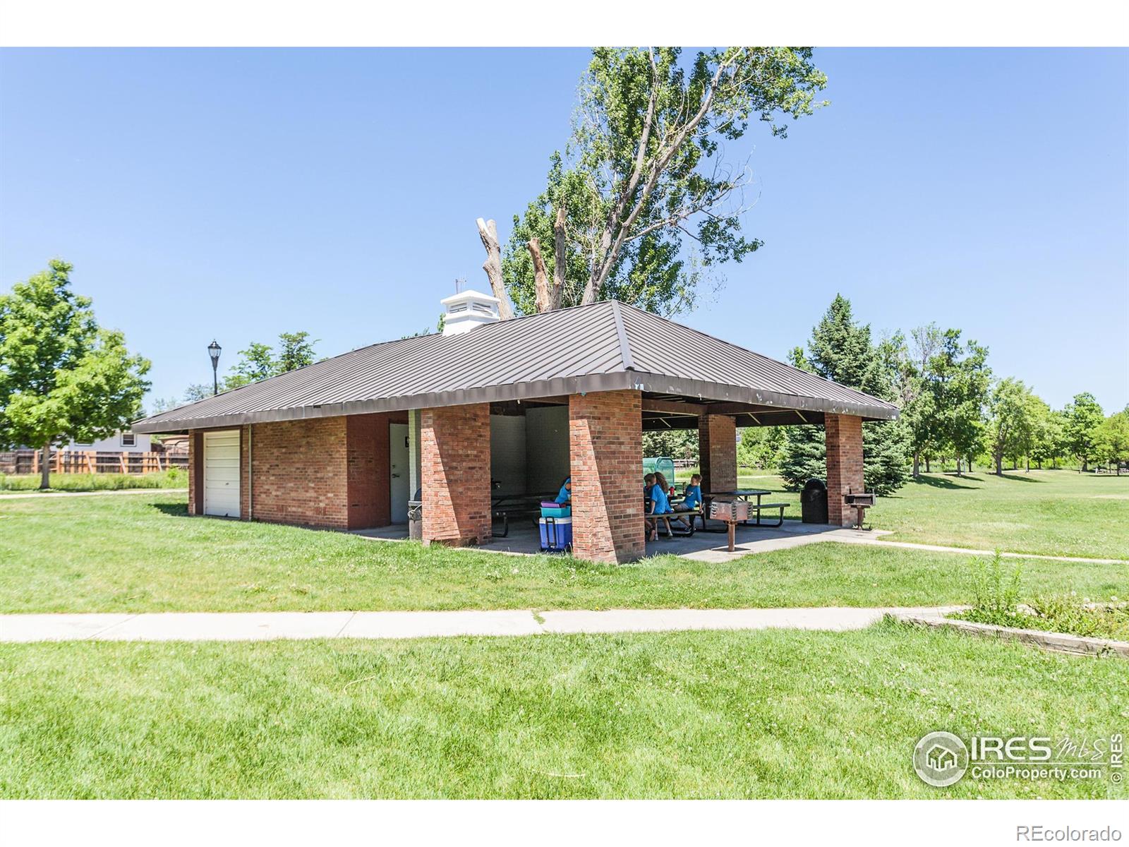 1379 Charles Drive Longmont CO 80503